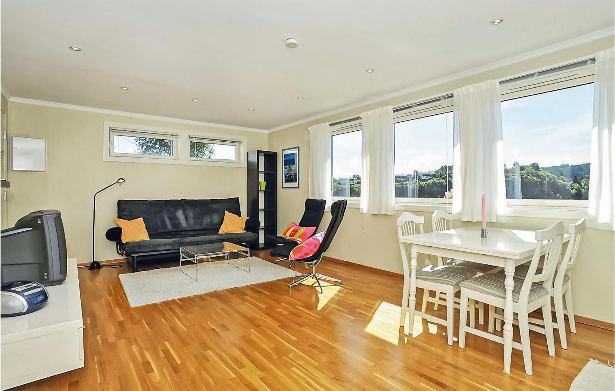 Cozy Apartment In Straumsgrend With Kitchen Bergen Exterior foto
